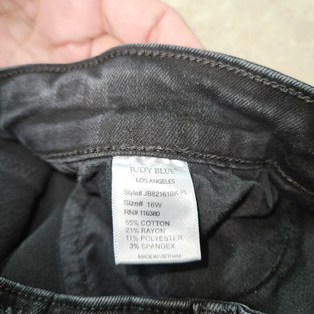 Judy Blue Jeans Womens‎ 16W Black Boyfriend Fit Distressed Plus Normcore Preppy